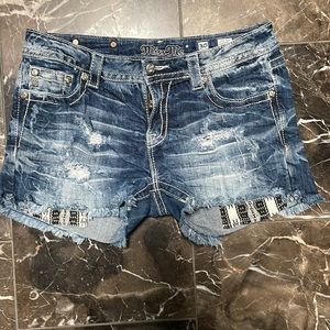 Miss Me mid rise east shorts
